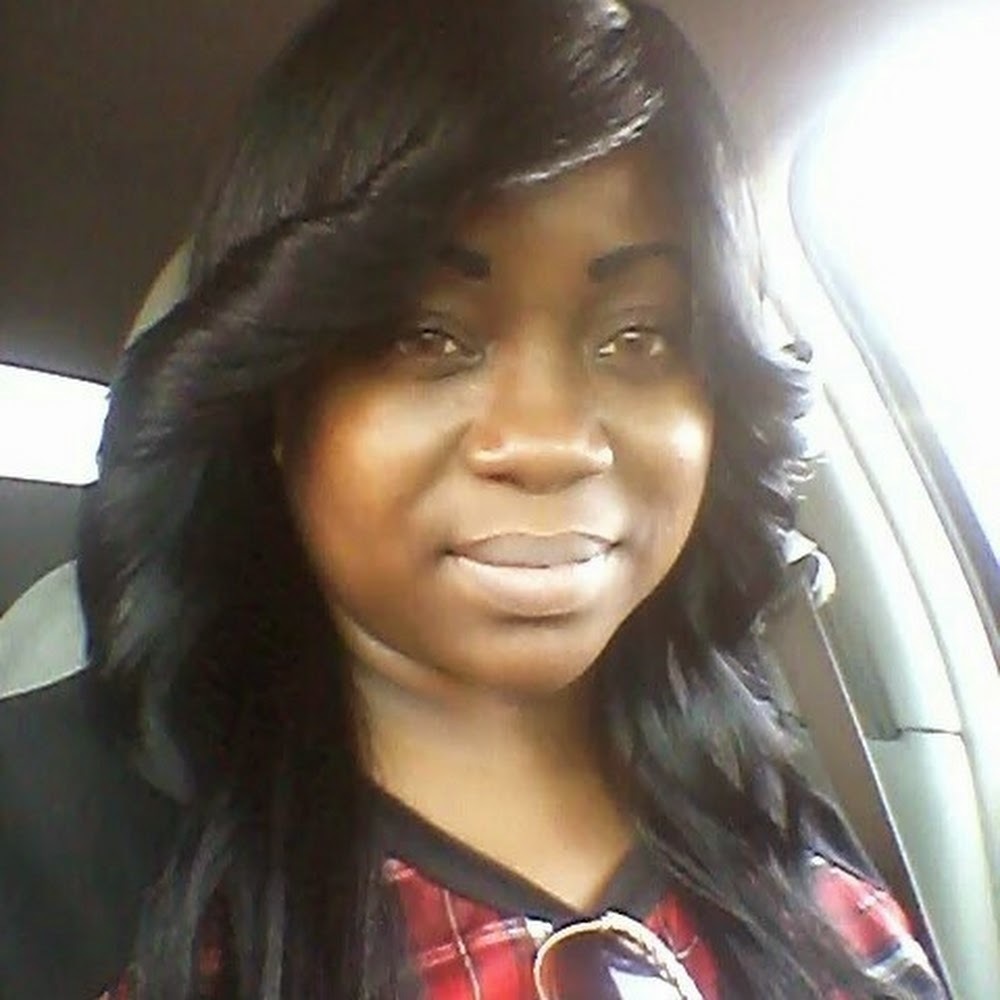 Meet your Posher, Denika